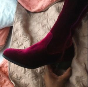 Brand new Suede over the knee 👢